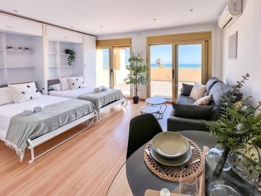 Apartment Oleholidays 1133 Romana Playa Primera Linea Playa Marbella